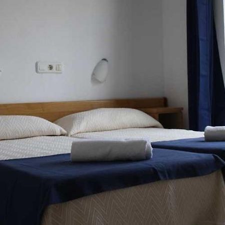 Residencia Sant Jordi Llanca 호스텔 외부 사진