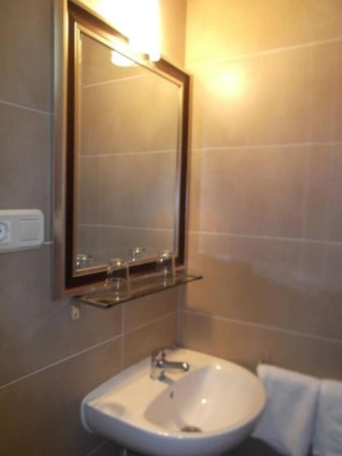 Residencia Sant Jordi Llanca 호스텔 외부 사진